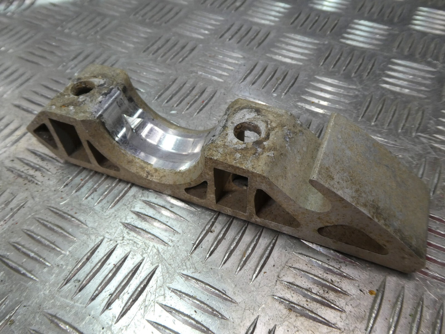 Porsche Cayenne 92A 1 paar Halter Träger 7L0411063B ORIGINAL gebraucht - Stabilisator