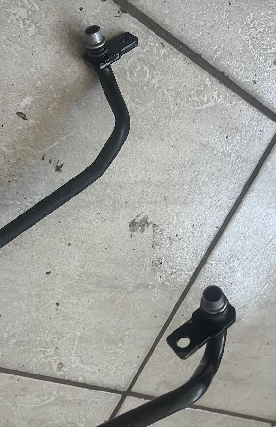 Porsche Cayenne II 92A Ölleitung Getriebekühler Rohrs ORIGINAL gebraucht - 7P5317801A