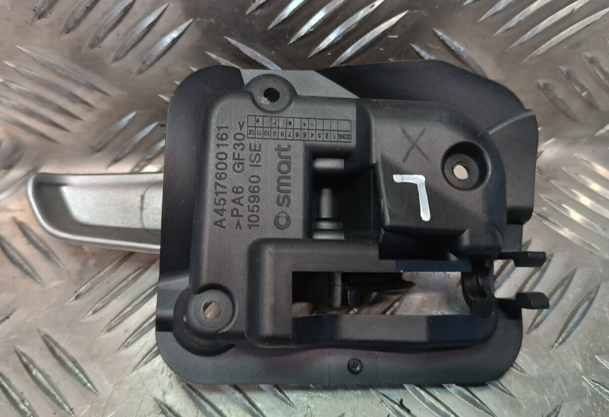 Smart ForTwo 451 Electric Drive Türinnengriff Links Griff ORIGINAL gebraucht - A4517600161