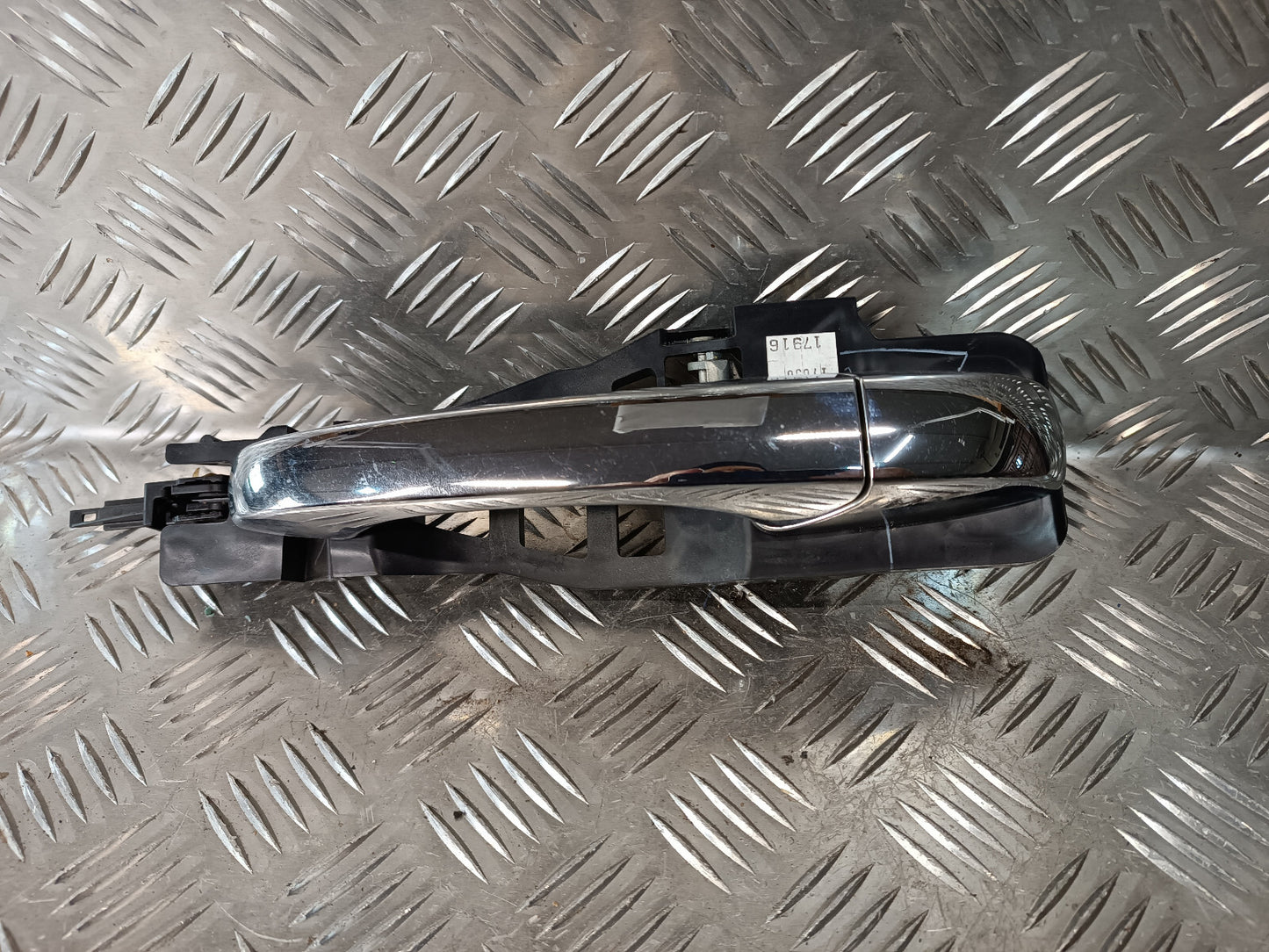 Jeep Grand WK2 Tür Griff Türgriff Hinten Links ORIGINAL gebraucht - Cherokee