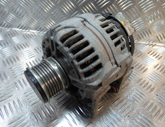 VW Transporter T5 1.9 TDI Lichtmaschine LiMa 90A BOSCH ORIGINAL gebraucht - 0124325001