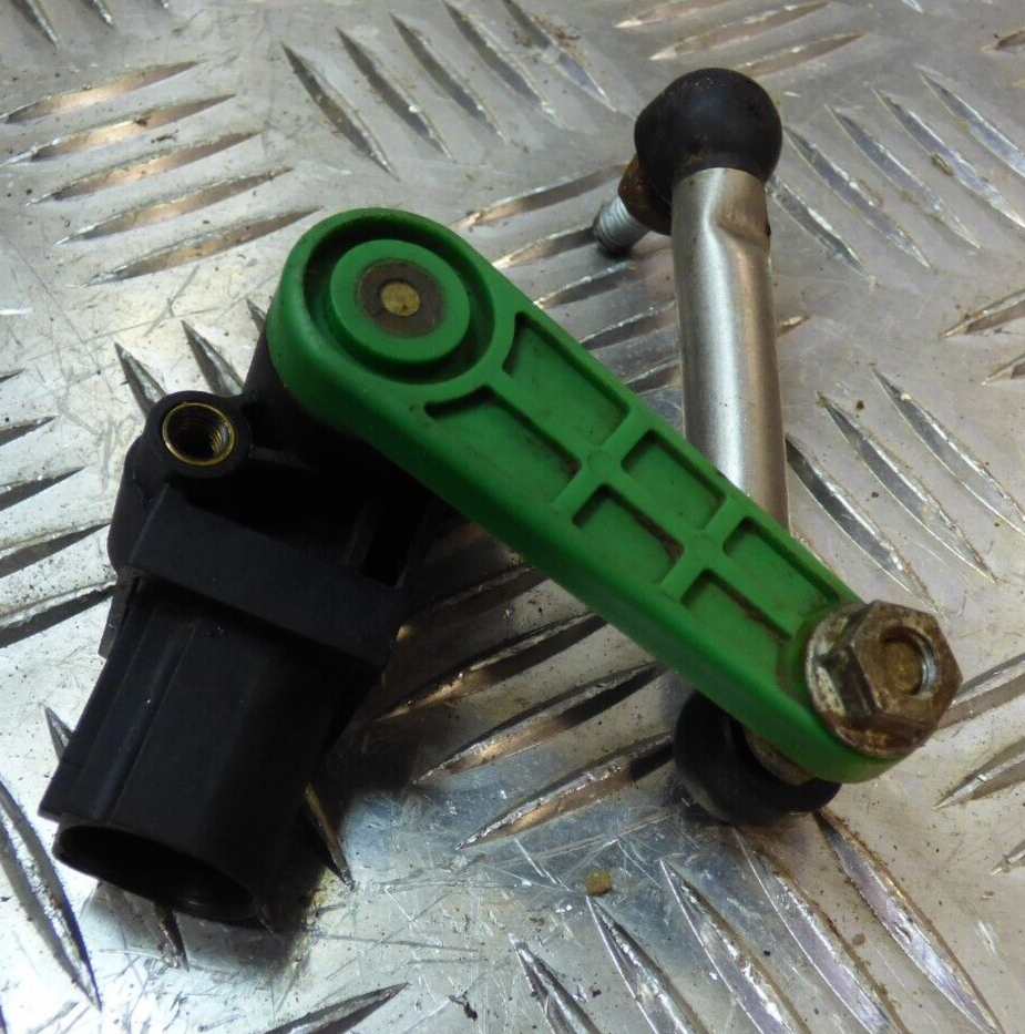 Porsche Cayenne 92A Niveauregulierung Höhenwertsensor Hinten ORIGINAL gebraucht - 7P0616571