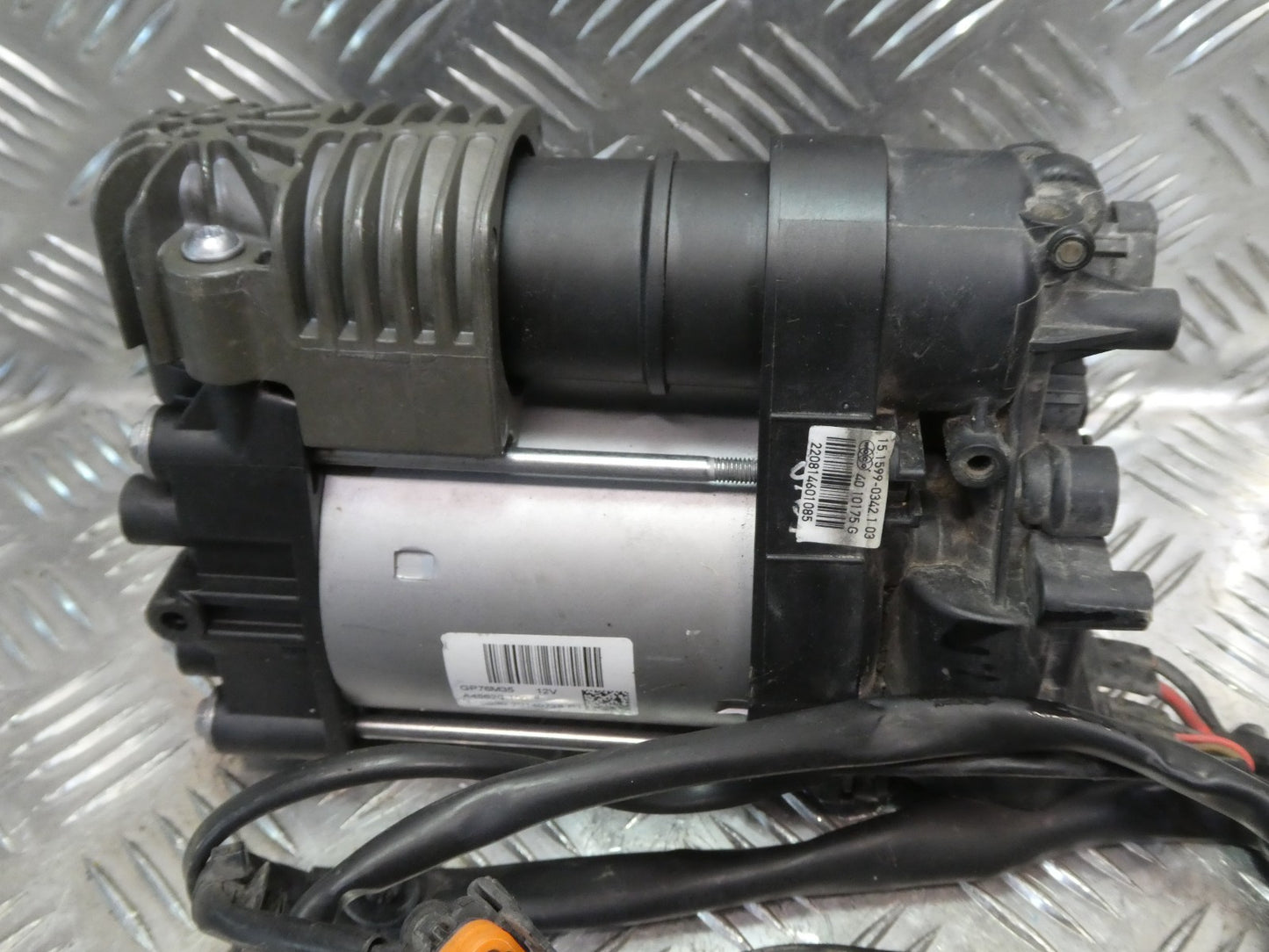 Porsche 970 3.0 E-Hybrid Kompressor Luftpumpe Luftfederung GP76M35 ORIGINAL gebraucht - Panamera