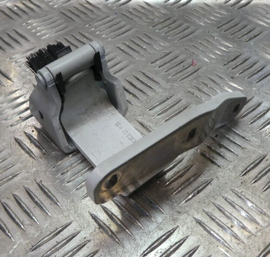 Porsche Cayenne 92A Heckklappescharnier rechts 7P5827302D+ 7P5827699A gebraucht - Original