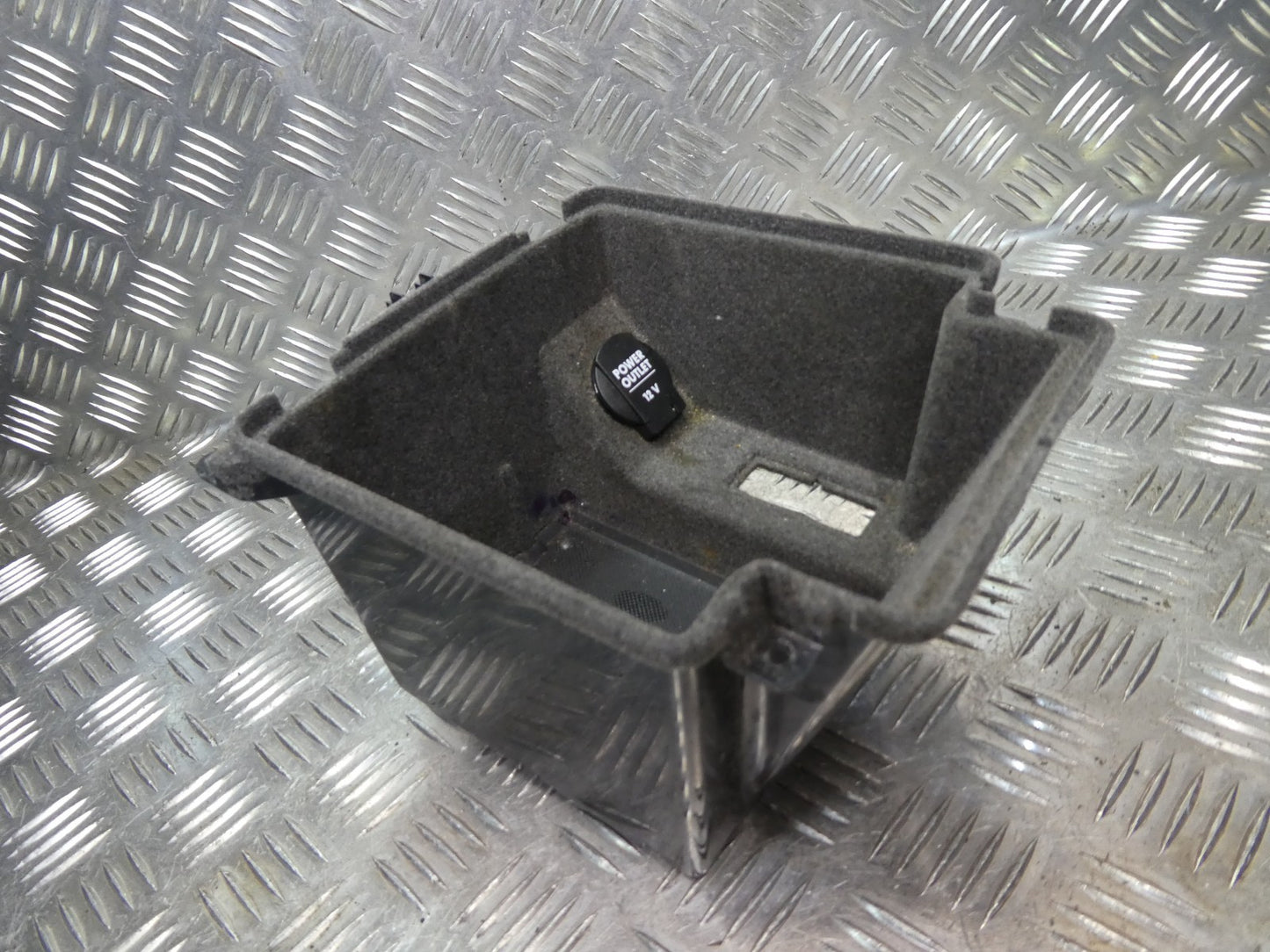 Porsche Macan 95B Handschuhkasten 95b857232 ORIGINAL gebraucht - Konsolenfach