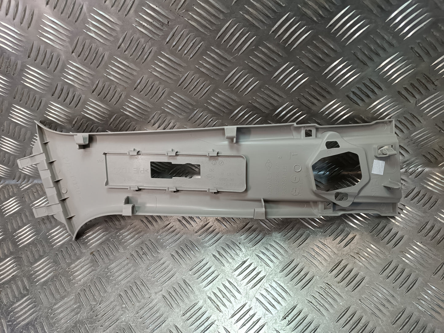 Renault Zoe 2022 B-Saeulen Verkleidung oben Rechts Seite ORIGINAL gebraucht - 769141255R