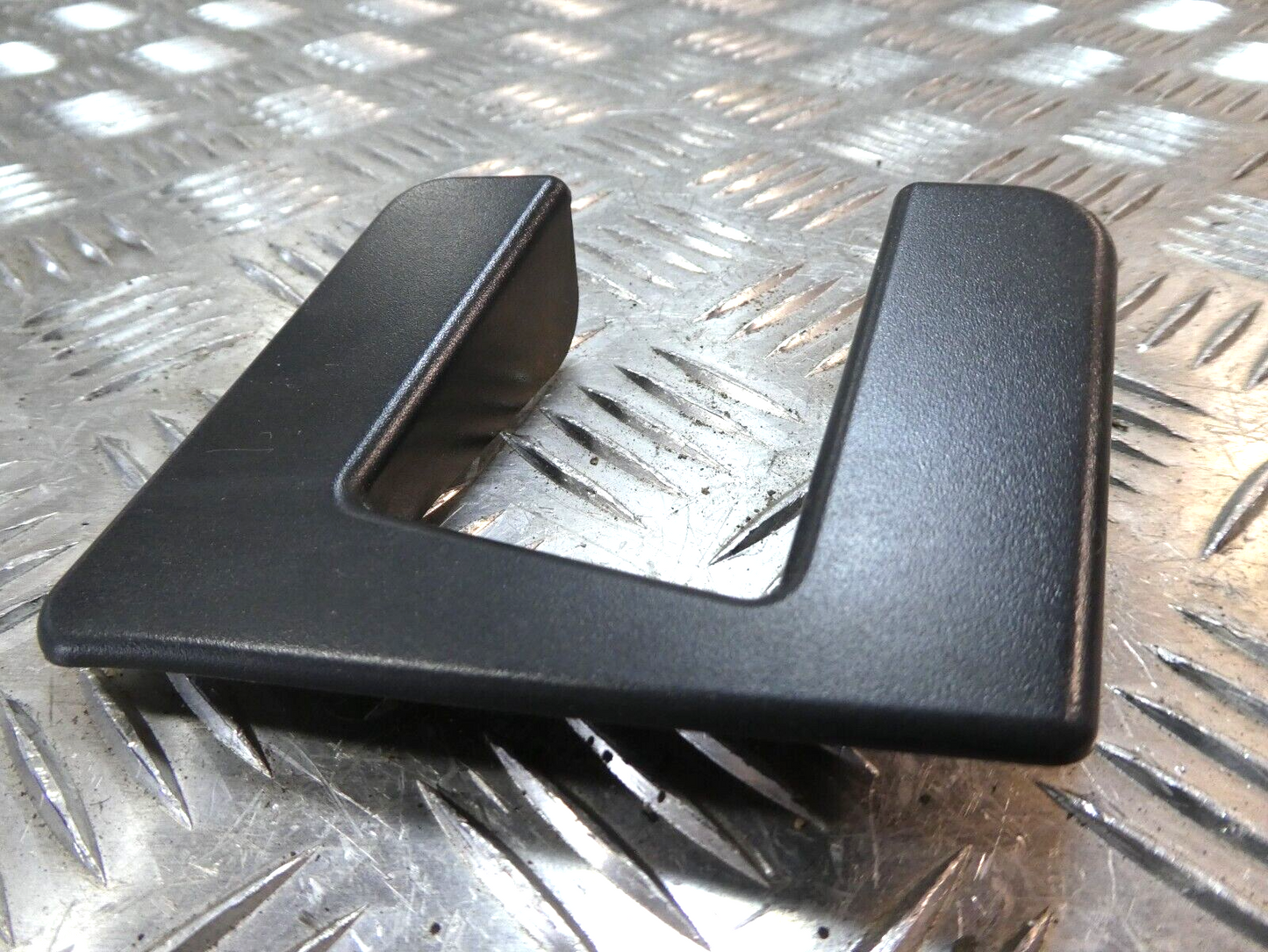 Porsche Cayenne 92A Koffer -/ Blende Abdeckung Espresso 7P5867627A ORIGINAL gebraucht - Laderaumwanne