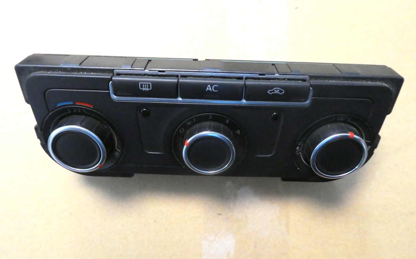 VW T5 Facelift Klimabedienteil Klimasteuerung Heizung 7E5907047T ORIGINAL gebraucht - Transporter
