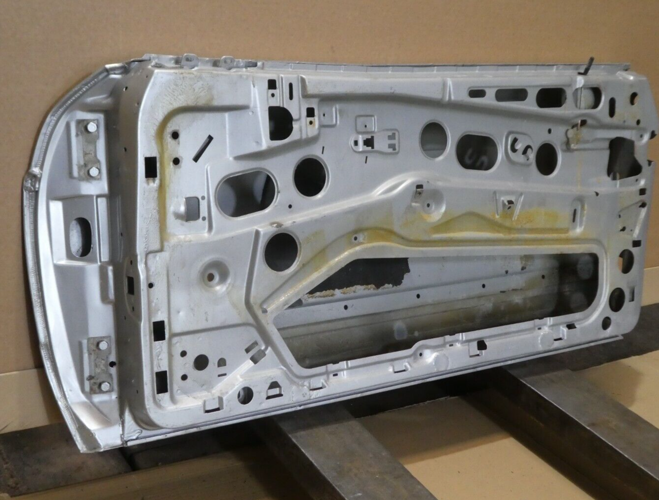 Mercedes-Benz C126 W126 380 420 500 560 SEC Coupe Tür Rechts 1A Zustand silber
