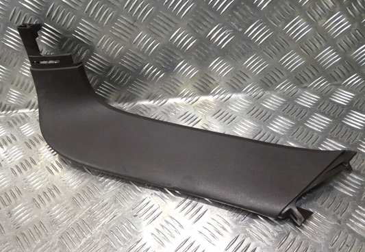 Porsche Cayenne 92A Fensterrahmen rechts 7P5867588 espresso ORIGINAL gebraucht - Heckklappe