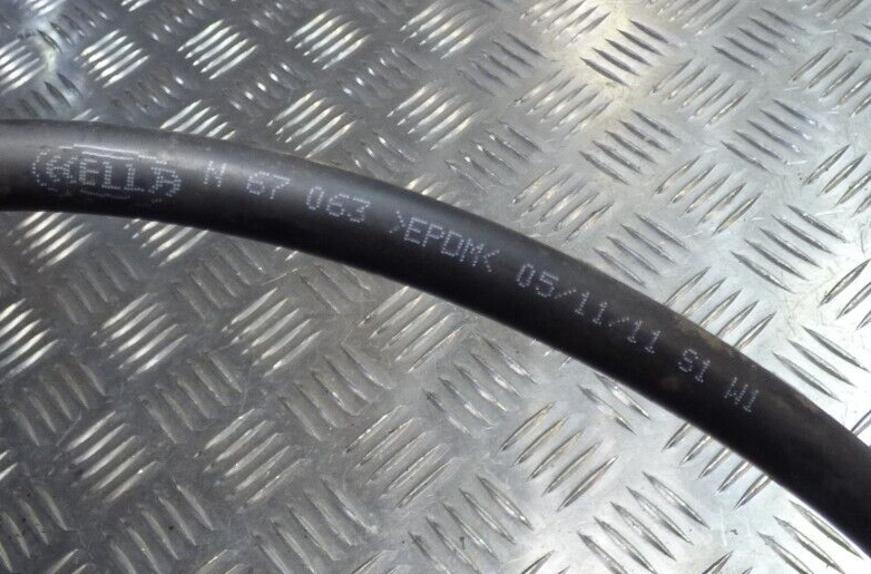 Porsche Cayenne 92A Scheinwerferreinigung Waschdüsen Schläuche Hella ORIGINAL gebraucht - N67063
