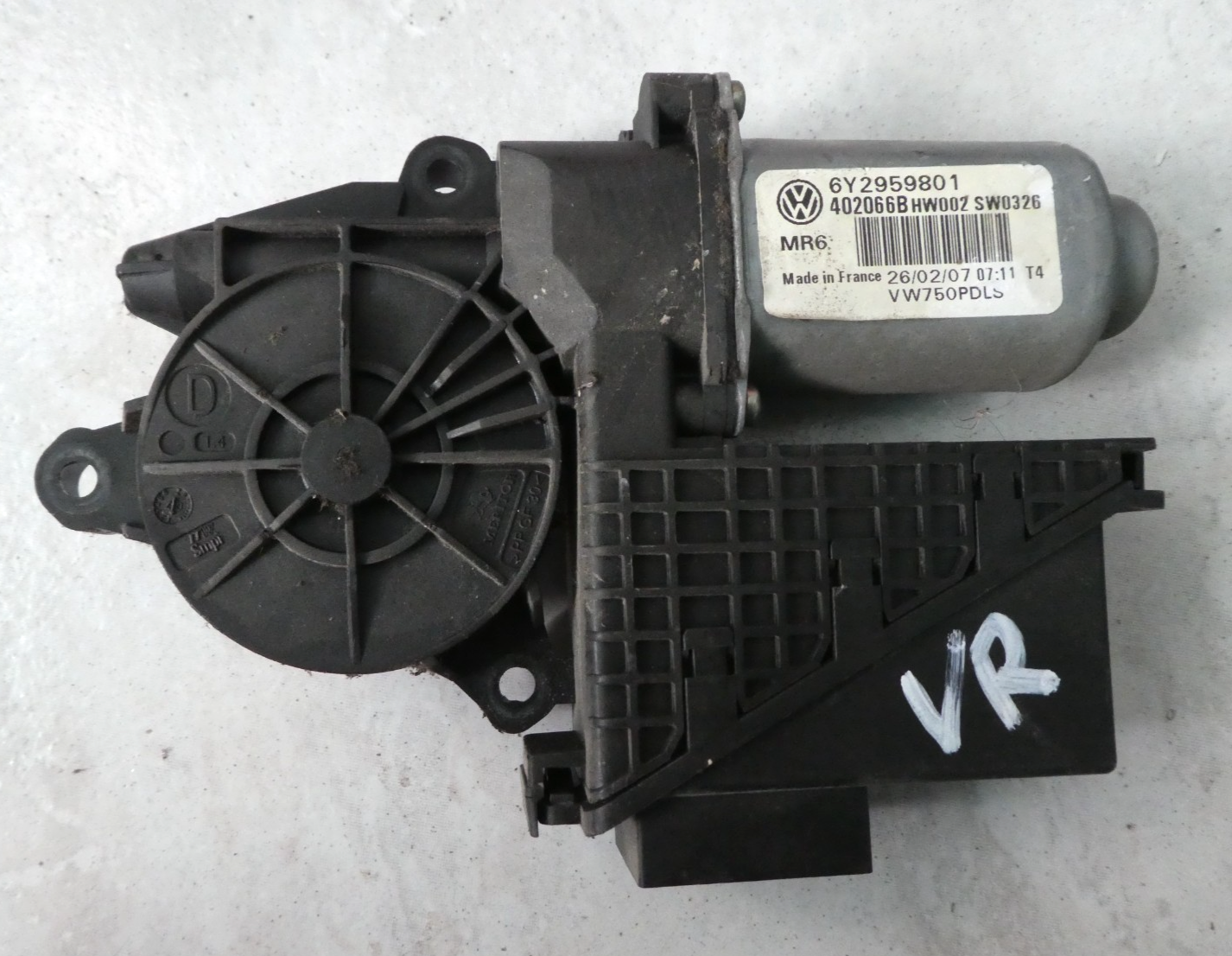 VW T5 MULTIVAN 2003_16 Fensterhebermotor Tür Vorne Rechts 6Y2959801 ORIGINAL gebraucht - Transporter