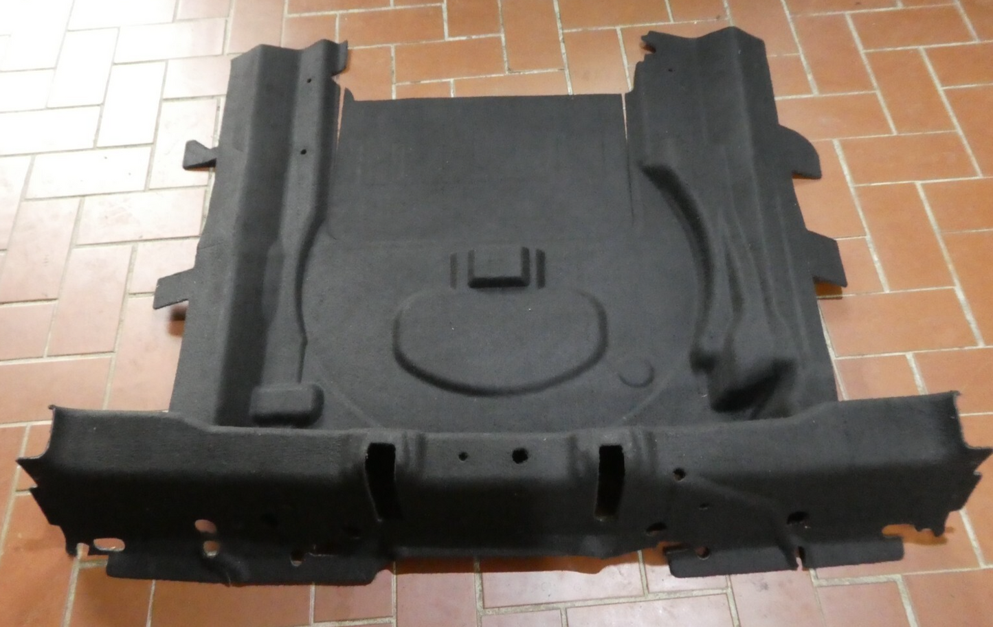 Porsche Macan 95B Kofferraum Tepich schwarz 95B863462F ORIGINAL gebraucht - Kofferraumverkleidung