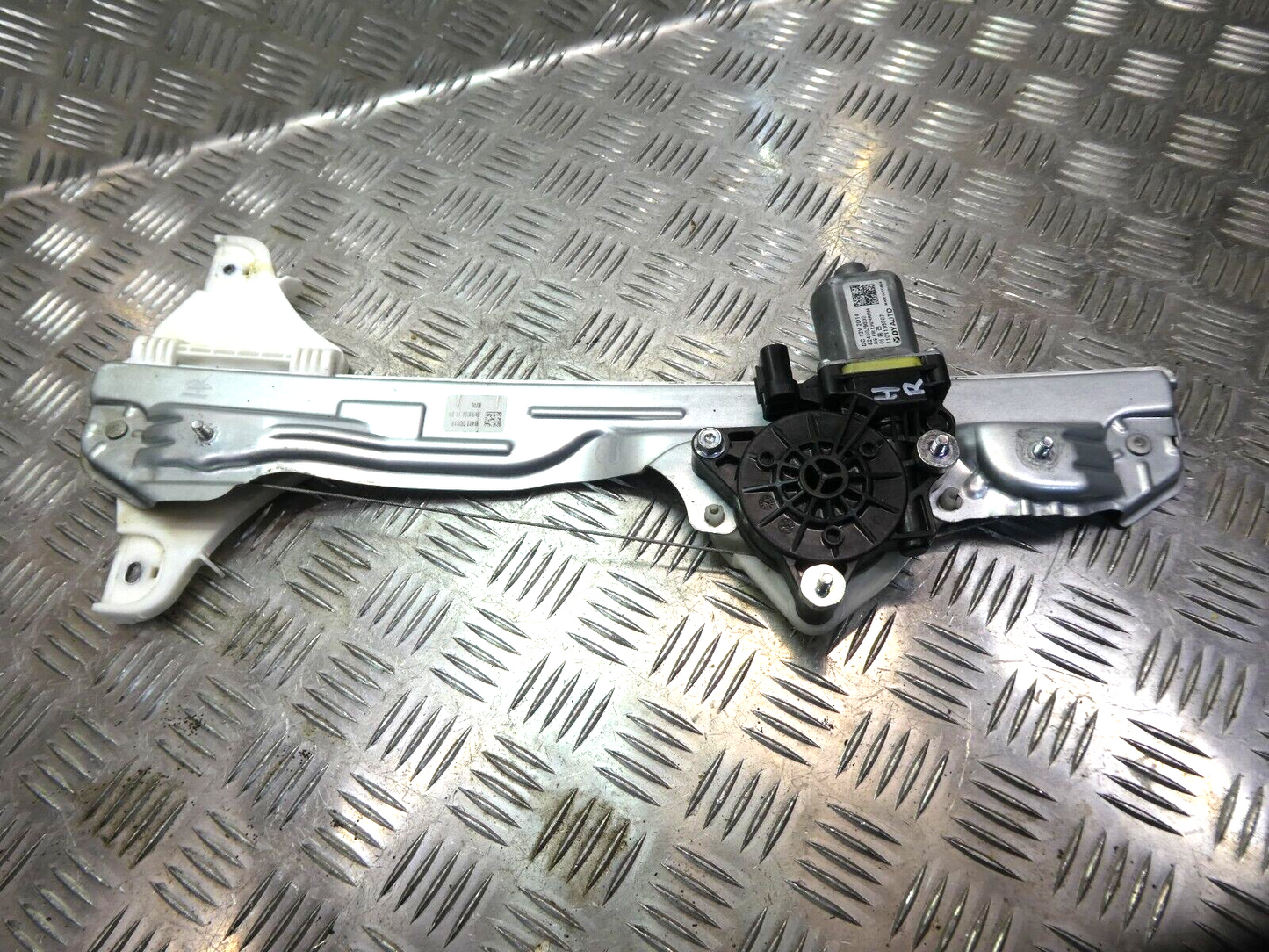 Hyundai Kona EV OSE OS OSI 2022 MK1 + motor HintenRechts 83402DD010 ORIGINAL gebraucht - Fensterheber