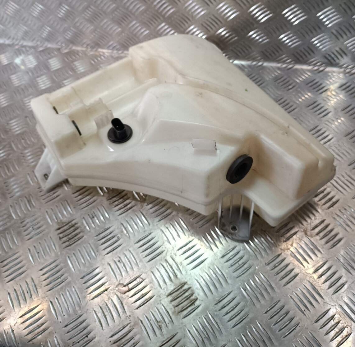 Porsche Cayenne S 92A Wischwasserbehälter 7P0955453 ORIGINAL gebraucht - Spritzwasserkasten