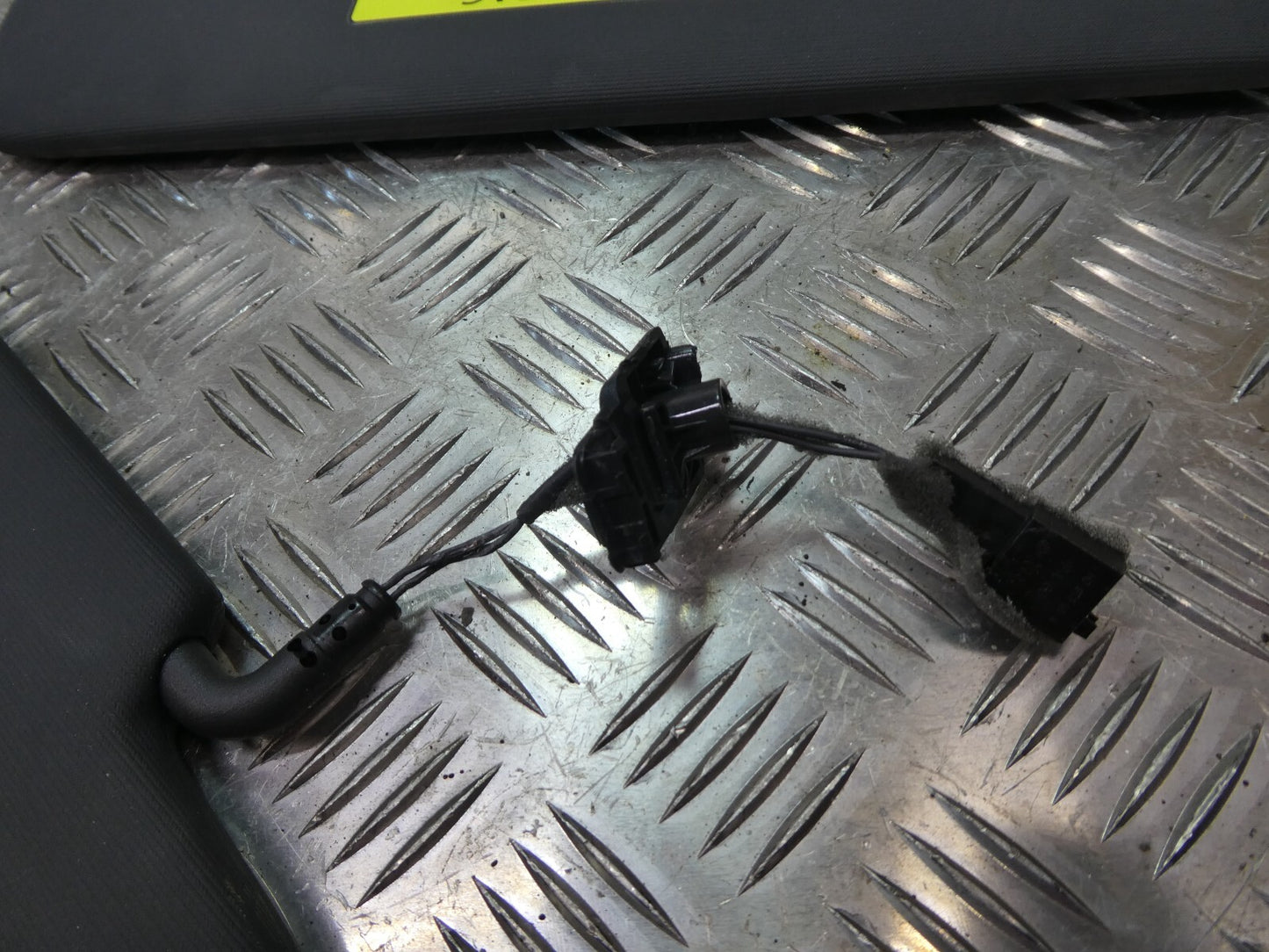 VW ID3 ID.3 1 paar Sonnenblende Links + Rechts schwarz ORIGINAL gebraucht - Volkswagen