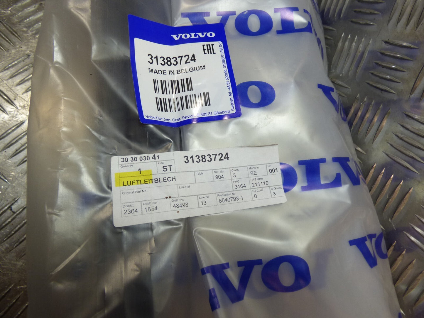 ORIGINAL Volvo XC90 MK2 Kühler Lufteinlass Abdeckung NEU !! gebraucht - 31383724