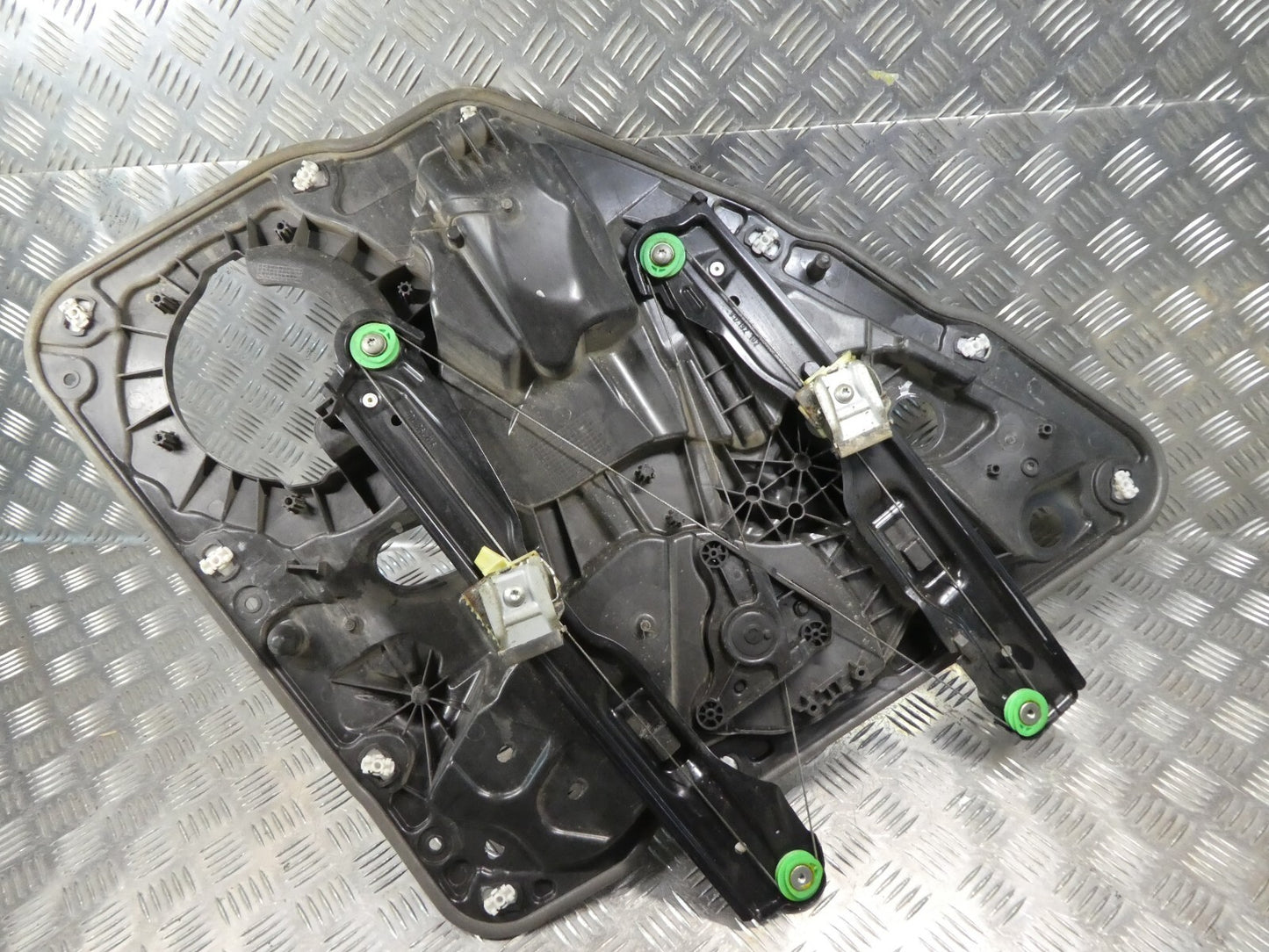 Porsche Cayenne 92A ohne Motor hinten rechts 7P5839756C ORIGINAL gebraucht - Fensterheber