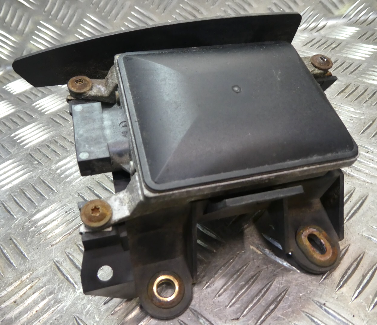 Porsche Macan 95B Modul Rechts Hinten Totewinkel 8T0907568B ORIGINAL gebraucht - Spurwechselassistent
