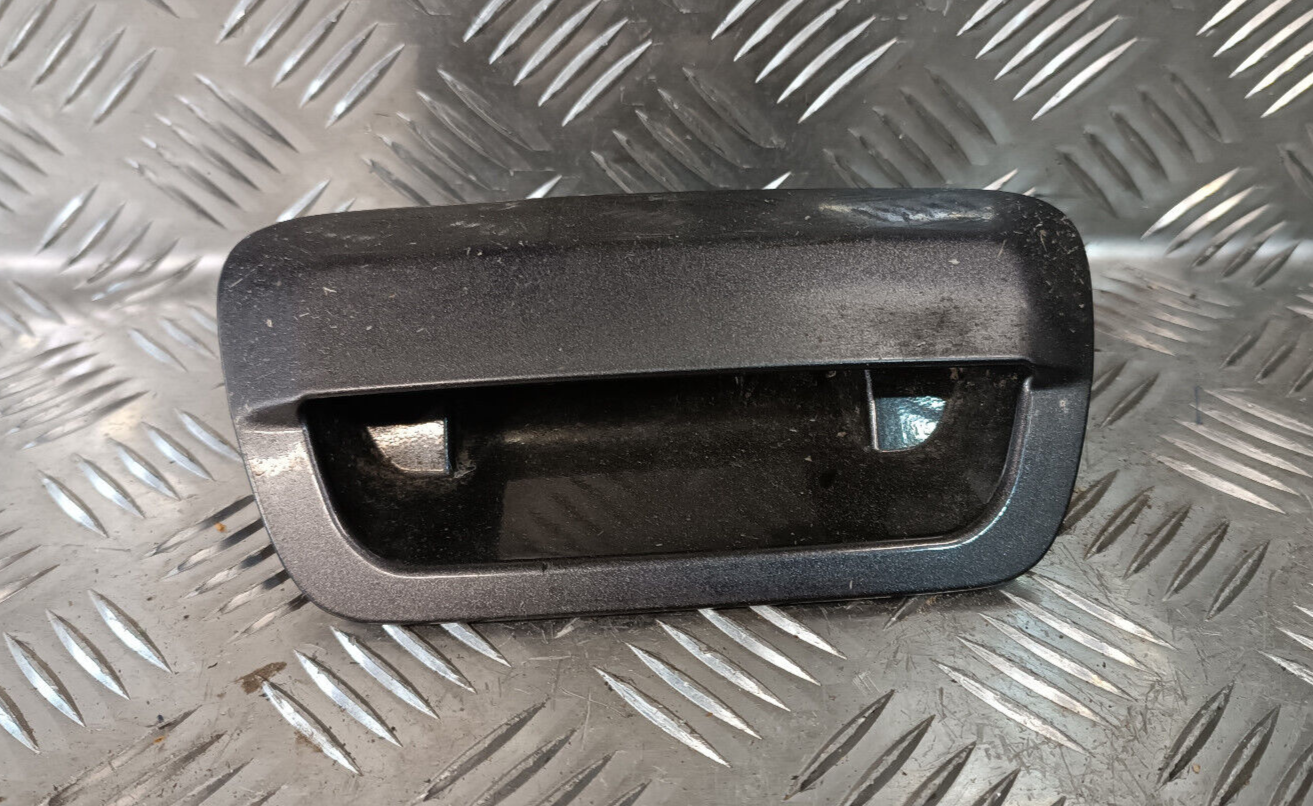 Jeep Grand WK2 Heckkappe Kofferraum Griff 1YK38LAUAC ORIGINAL gebraucht - Cherokee