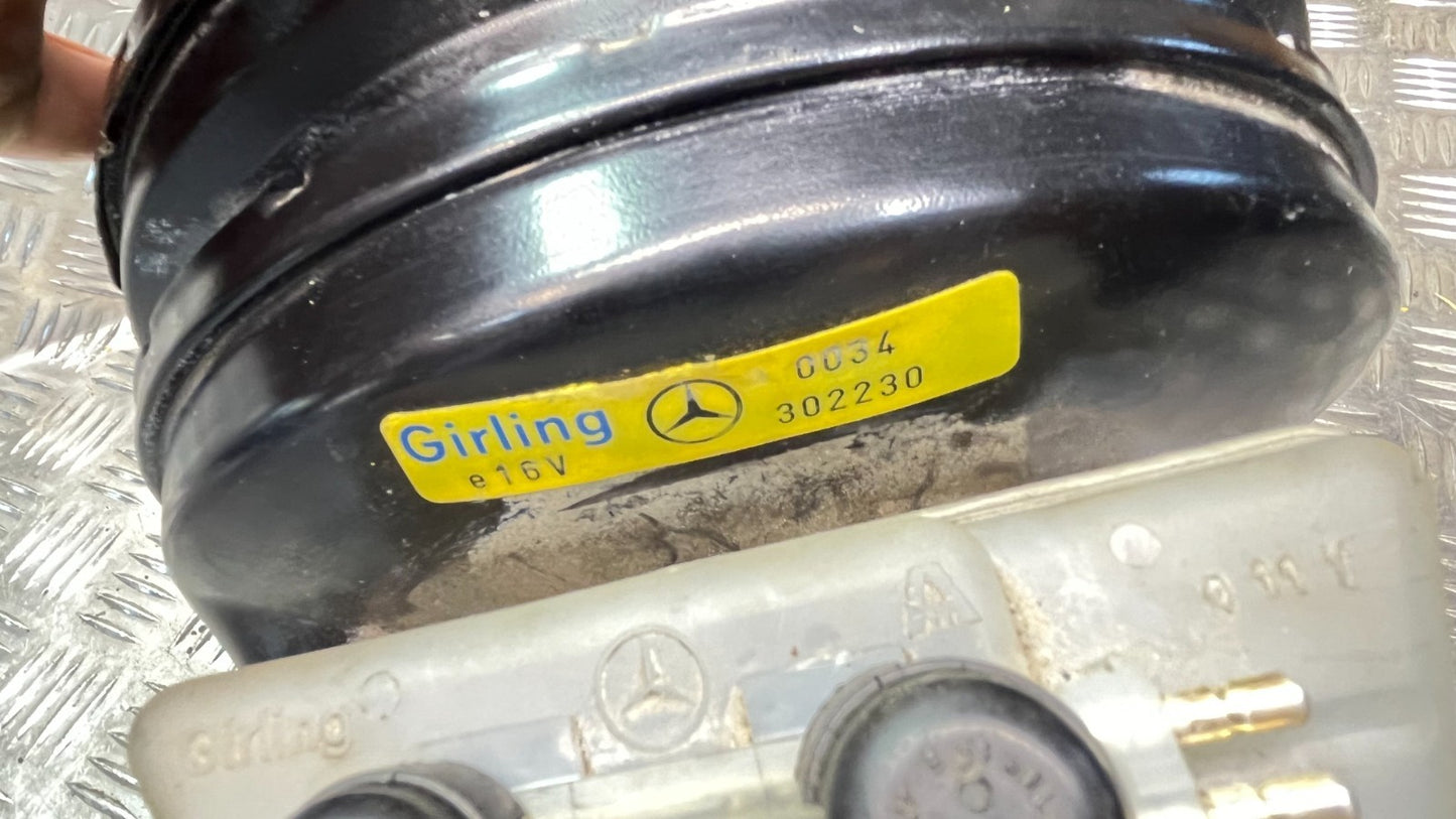 Mercedes-Benz C126 W126 Bremskraftverstärker Hauptbremszylinder _ ORIGINAL gebraucht - 0034302230