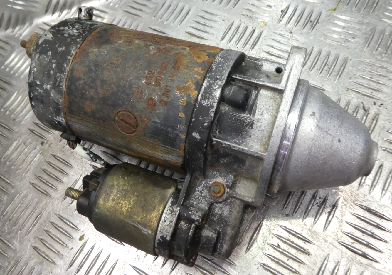 Mercedes-Benz W126 C126 Anlasser BOSCH W123 R107 W116 ORIGINAL gebraucht - 0001314018