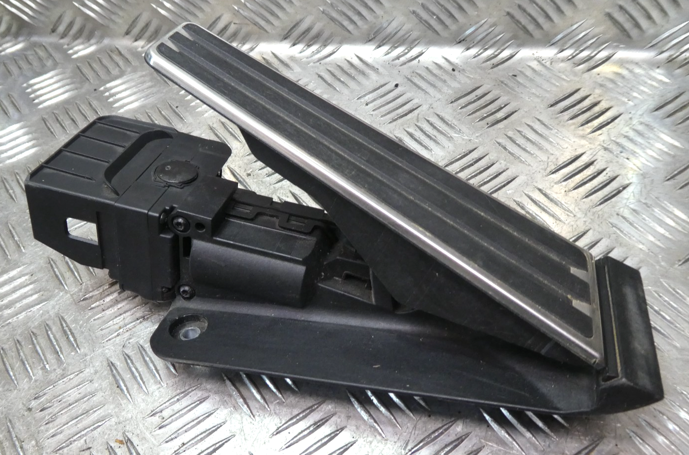Porsche 3.0 E-Hybrid Gaspedal 6PV008792-40 _ 298.721.507.F ORIGINAL gebraucht - Panamera