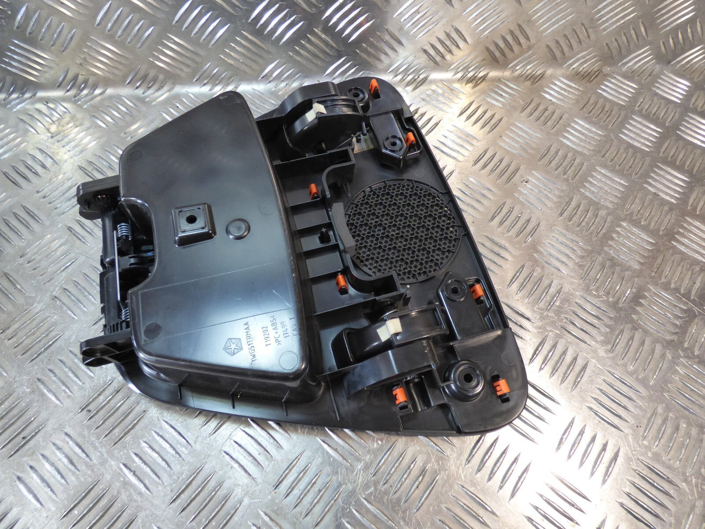 Jeep KL 2015 Staufach Armaturenbrett 1WG51TRMAA ORIGINAL gebraucht - Cherokee