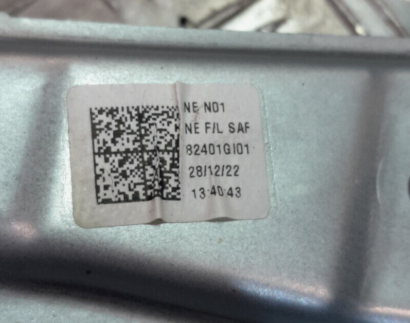 HYUNDAI IONIQ 5 elektrisch mit Motor Vorne 82450-GI010 82401GI01 ORIGINAL gebraucht - Fensterheber