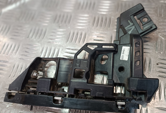 OPEL ASTRA K 1.4 Turbo Original Stoßstangenhalter vorne rechts gebraucht - 39020432