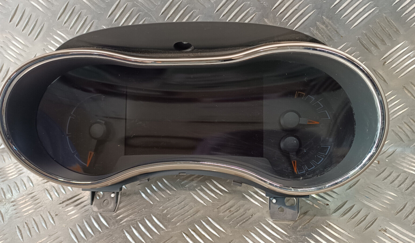 Jeep Grand Cherokee WK2 Instrumentencluster ORIGINAL gebraucht - P05091682AG