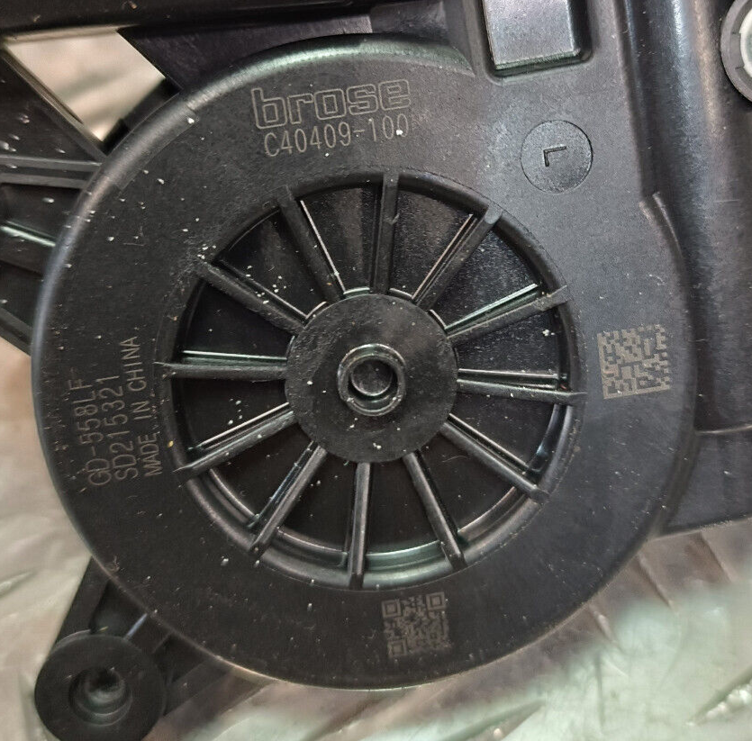 OPEL ASTRA K 1.4 Turbo Fensterhebermotor Hinten Links GM -100 ORIGINAL gebraucht - C40409