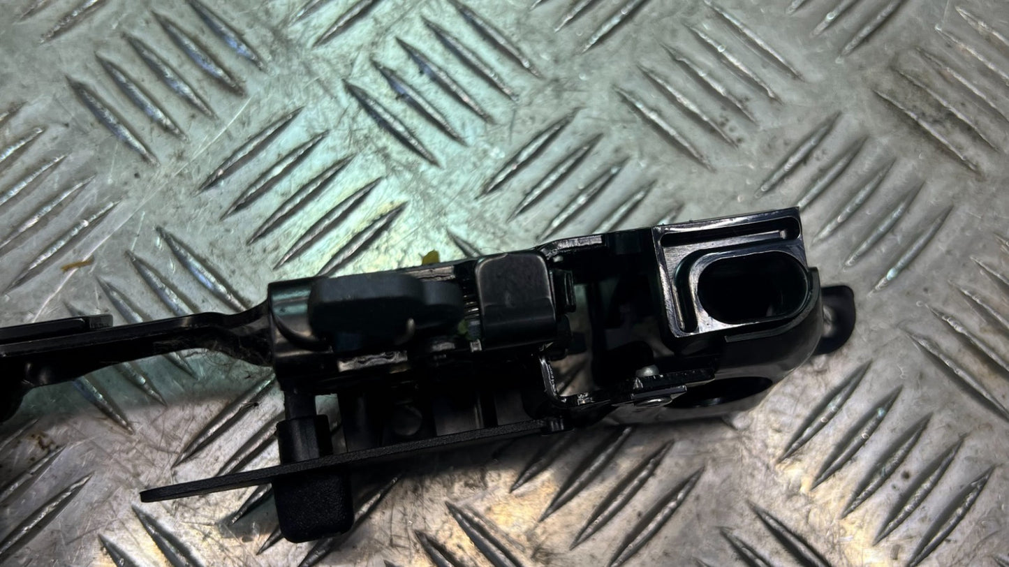 Smart ForTwo 451 Cabrio Verriegelung Verschluss Holm Dachholm rechts ORIGINAL gebraucht - A4507760064