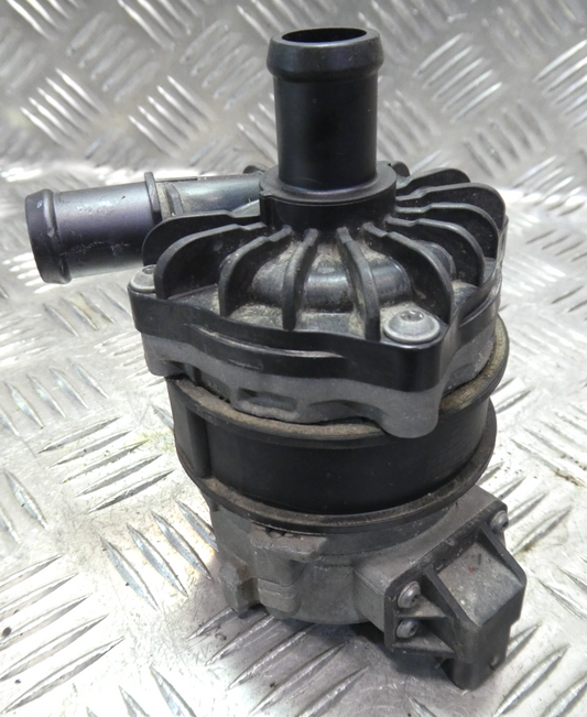 Porsche 3.0 E-Hybrid Zusatzwasserpumpe Wasserpumpe 8K0965567 ORIGINAL gebraucht - Panamera