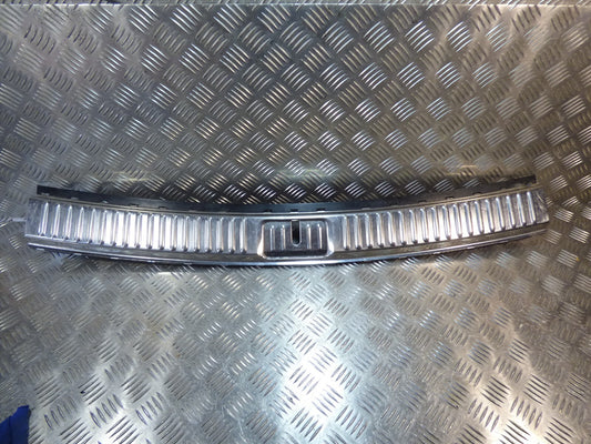 Porsche Cayenne 92A 2012 Ladekante Verkleidung Kofferraum 7P0863459E gebraucht - Original