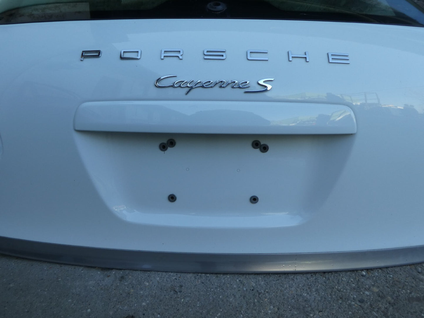 Porsche Cayenne S 92A C9A Weiß ohne Anbauteile USA model ORIGINAL gebraucht - Heckklappe