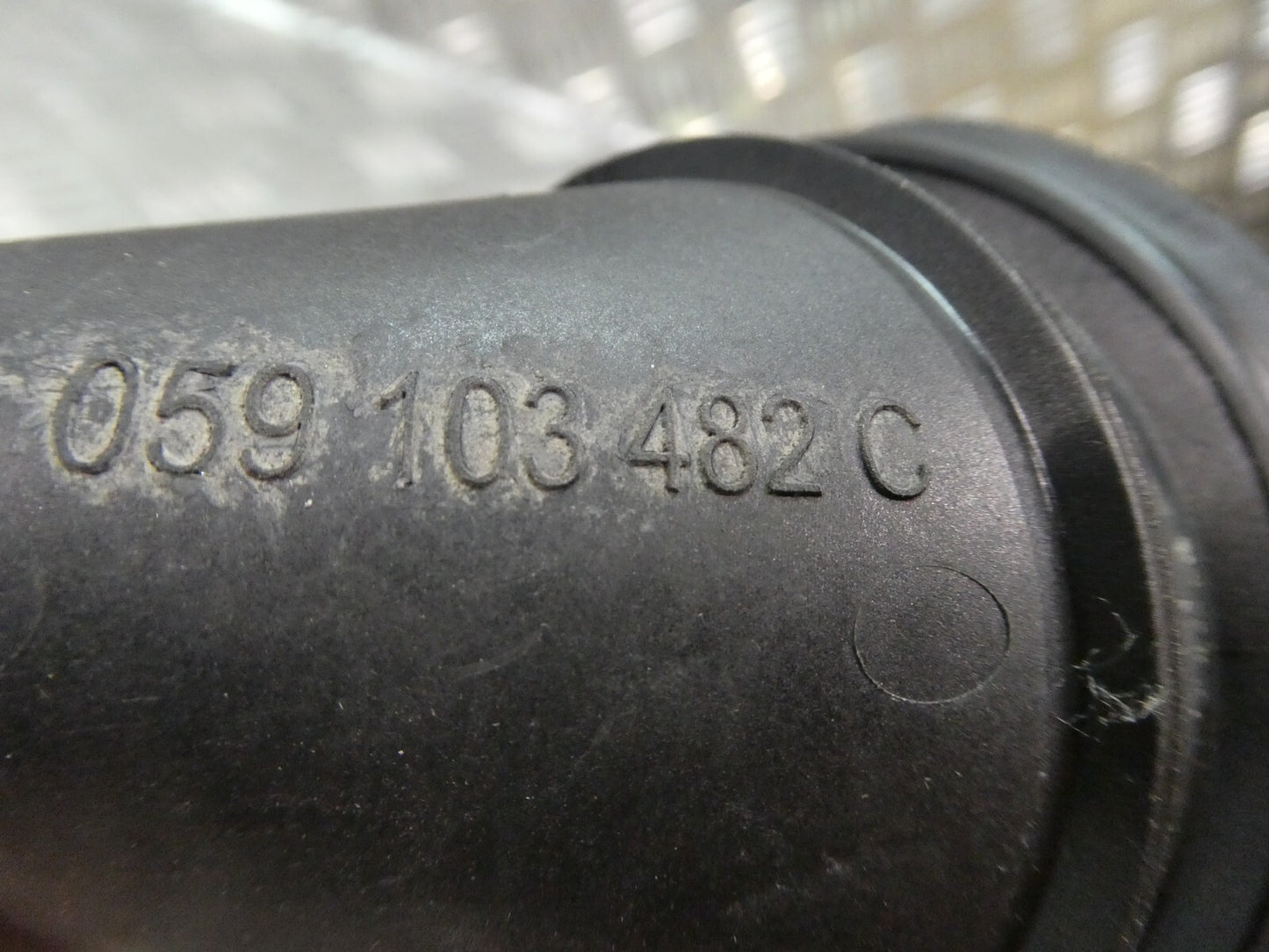 Porsche Cayenne 92A Orig Öl Deckel Einfüllstutzen Öleinfüllverschluss ORIGINAL gebraucht - 059103482C