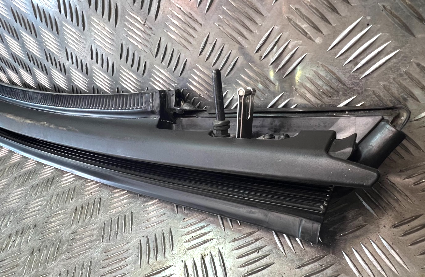 Smart ForTwo 451 Cabrio Dachholm Seitenholm rechts grün ORIGINAL gebraucht - A4517700018