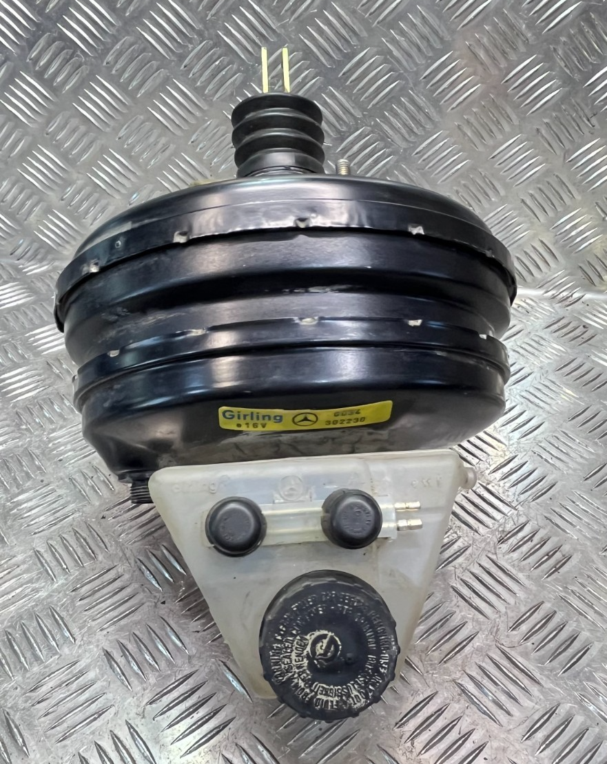 Mercedes-Benz C126 W126 Bremskraftverstärker Hauptbremszylinder _ ORIGINAL gebraucht - 0034302230