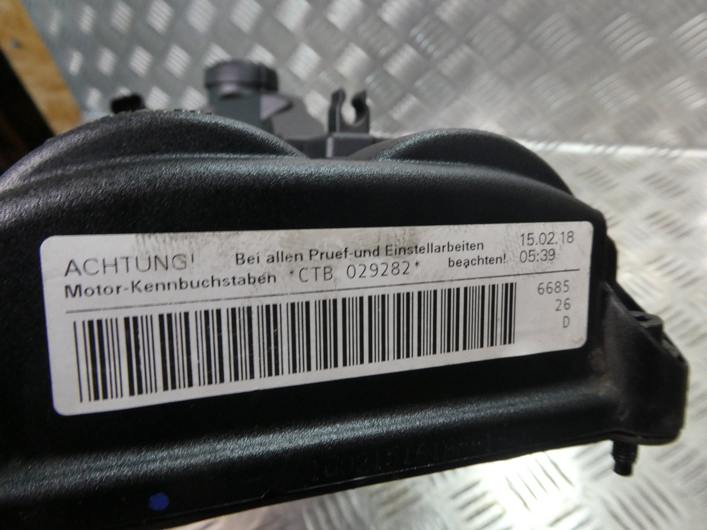 PORSCHE MACAN 2014-2018 3.0 TDI Ventildeckel Zylinderkopfhaube recht ORIGINAL gebraucht - 059103470AS