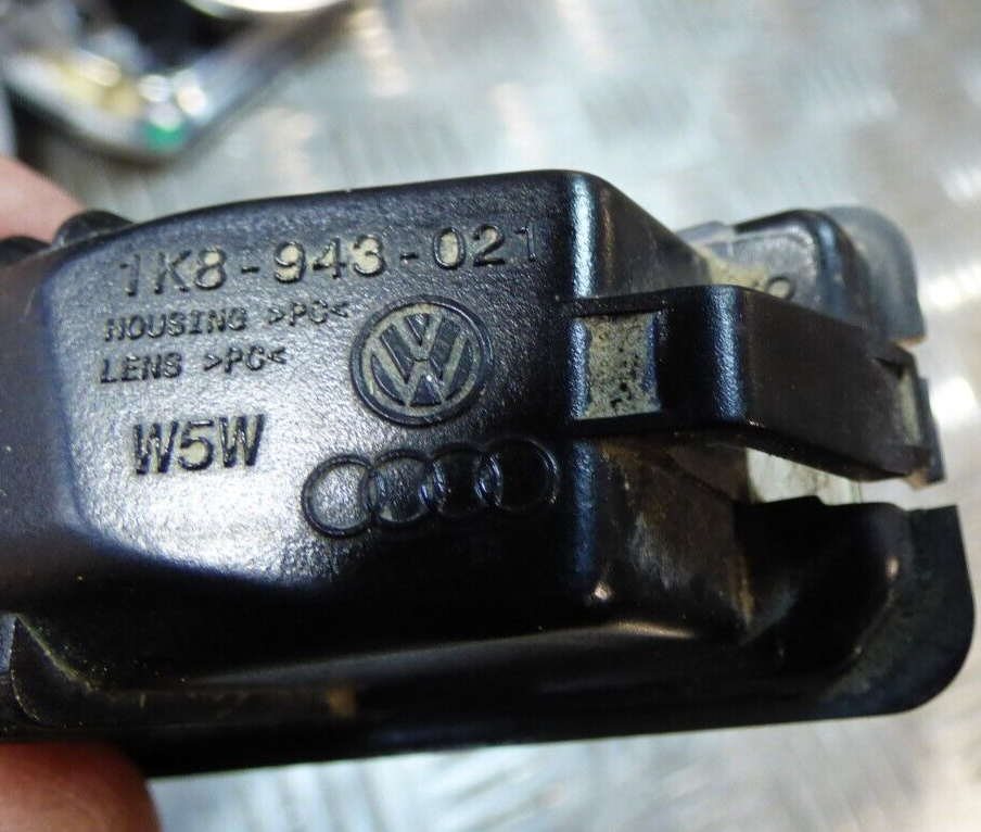 Porsche Cayenne S 92A 1K8943021 ORIGINAL gebraucht - Kennzeichenleuchte