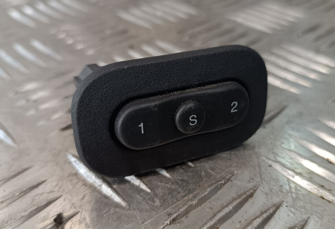Jeep Grand WK2 Sitzschalter Speicher Memory Schalter 5JF97TRMAC ORIGINAL gebraucht - Cherokee