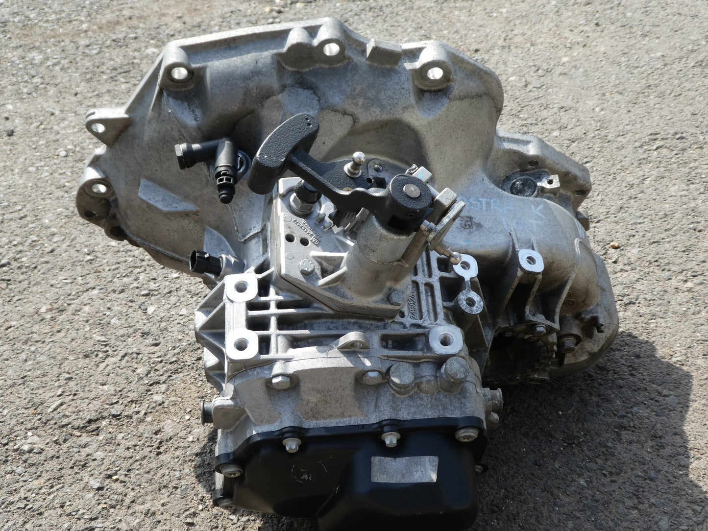 OPEL ASTRA K 1.0 TURBO 12V 5 Gang Schaltgetriebe A5W F17 W394 ORIGINAL gebraucht - Getriebe