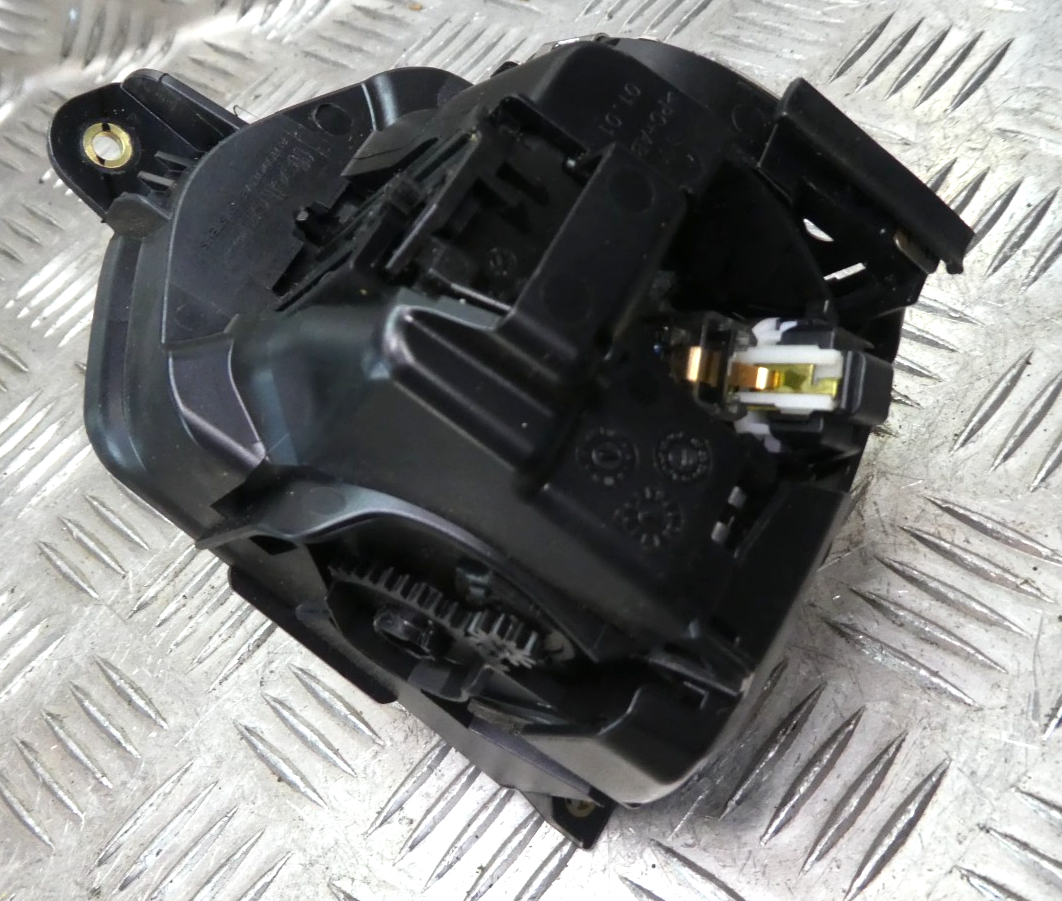 Porsche Panamera 970 Aschenbecher Mittelkonsole vorne Klavierlack ORIGINAL gebraucht - 97055335100