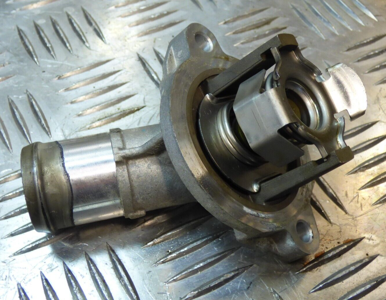 OPEL ASTRA K 1.4 Turbo Kühlwasserthermostat Kühlwasserthermostat ORIGINAL gebraucht - Thermostate