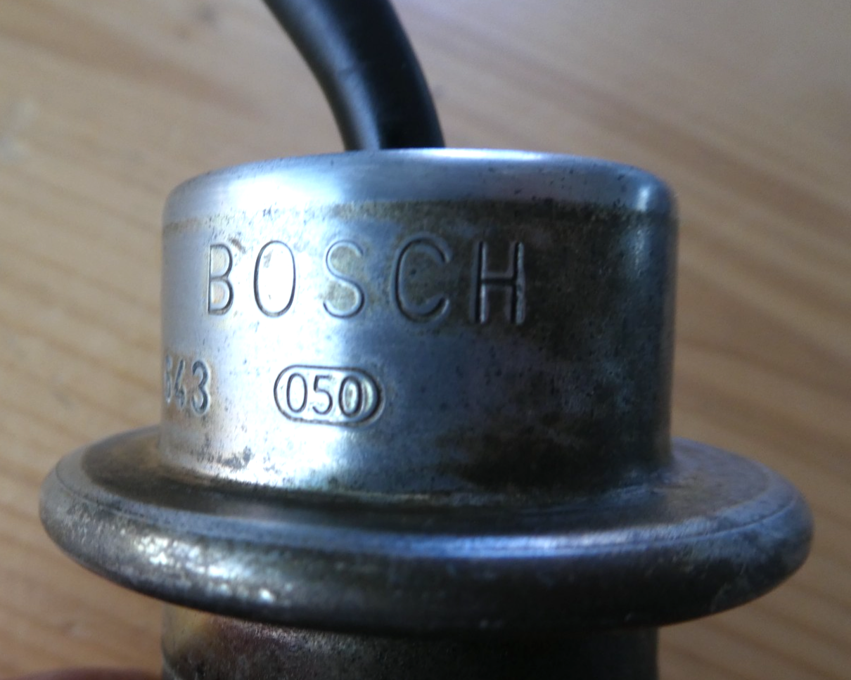 Mercedes-Benz C126 W126 Membrandämpfer Druckregler K-Jetronic BOSCH ORIGINAL gebraucht - 0438161013