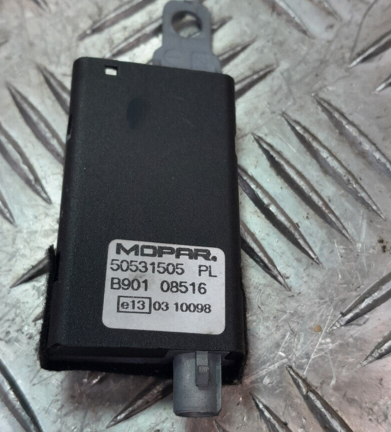 Jeep Renegade 1.6 Mjet Verstärker Radioantenne Mopar B901 ORIGINAL gebraucht - 50531505