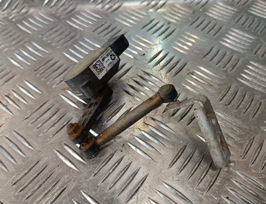 Jeep Grand Cherokee WK2 Niveausensor hinten Höhensensor Sensor ORIGINAL gebraucht - 68164814AB