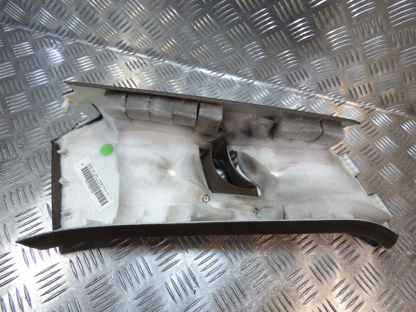 Porsche Cayenne 92A Rechte Seite B-Säule 7P5867242M UMBRA Braun ORIGINAL gebraucht - Verkleidung