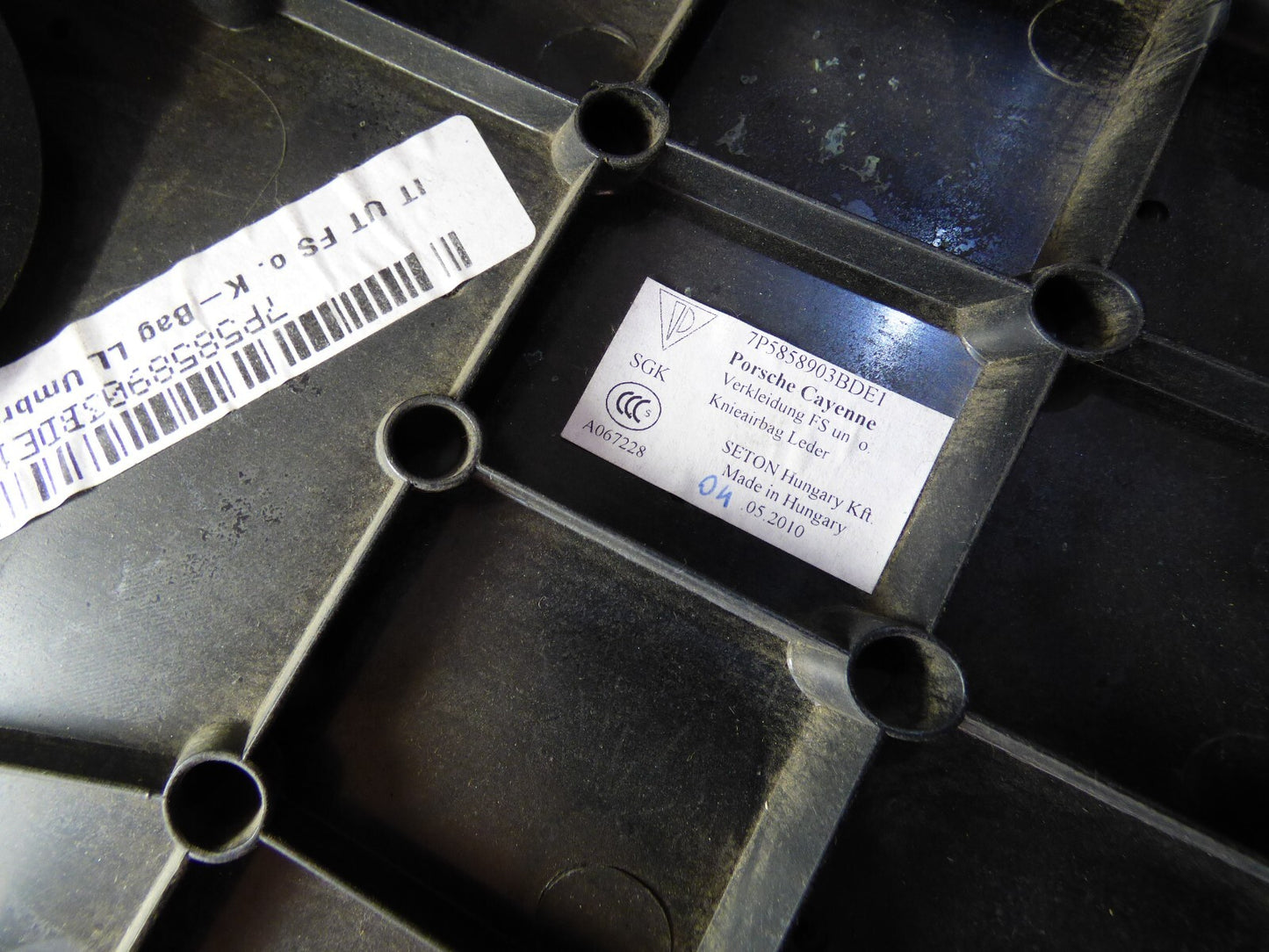 Porsche Cayenne 92A Armaturenbrett links 7P5858903B DE1 ORIGINAL gebraucht - Verkleidung